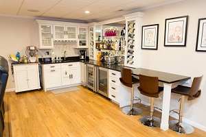 Bar in a Duluth finished basement